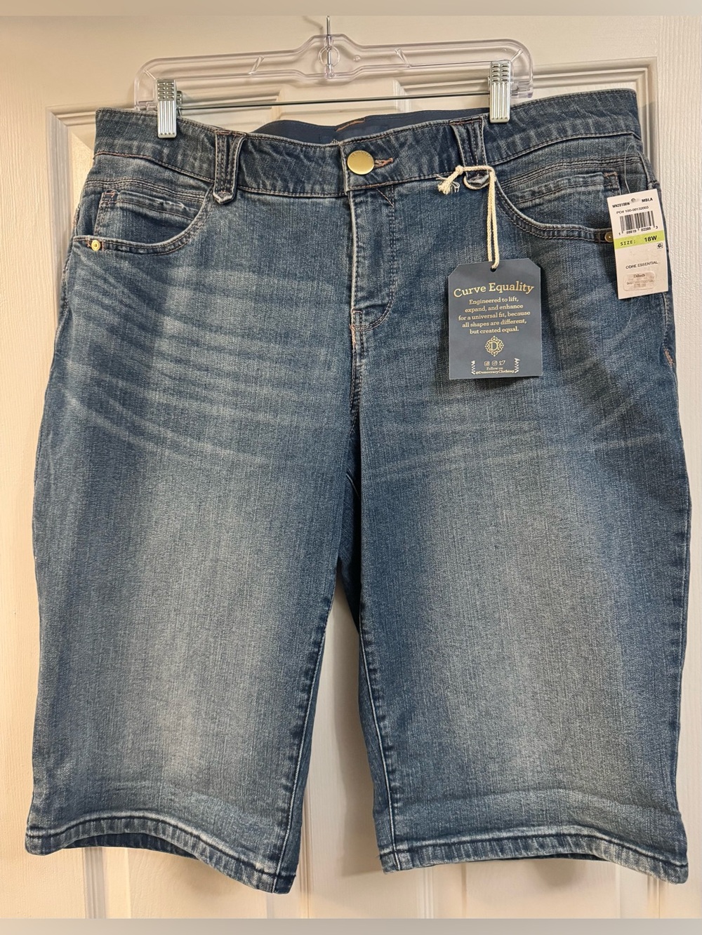 Democracy Absolution Women's Mid-Blue Denim Bermuda Shorts